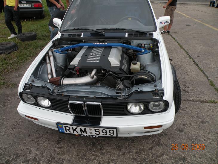 bmw 011.jpg