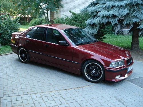 BMW325i46-vi.jpg